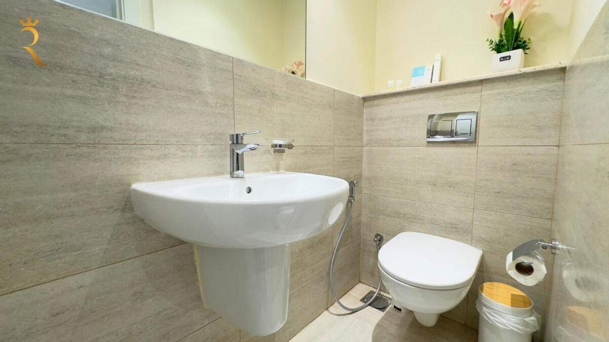 Apartment 1br Oasis Cozy With Pool And 10 Min To Airport