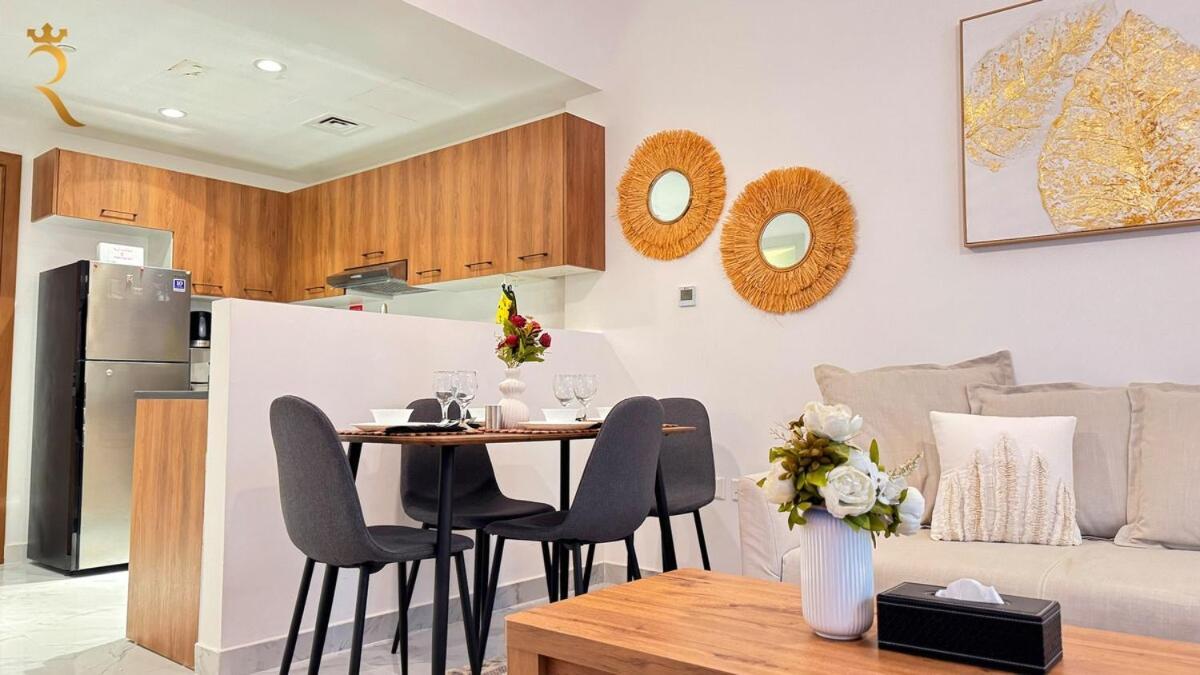 1br Oasis Cozy With Pool And 10 Min To Airport Apartment