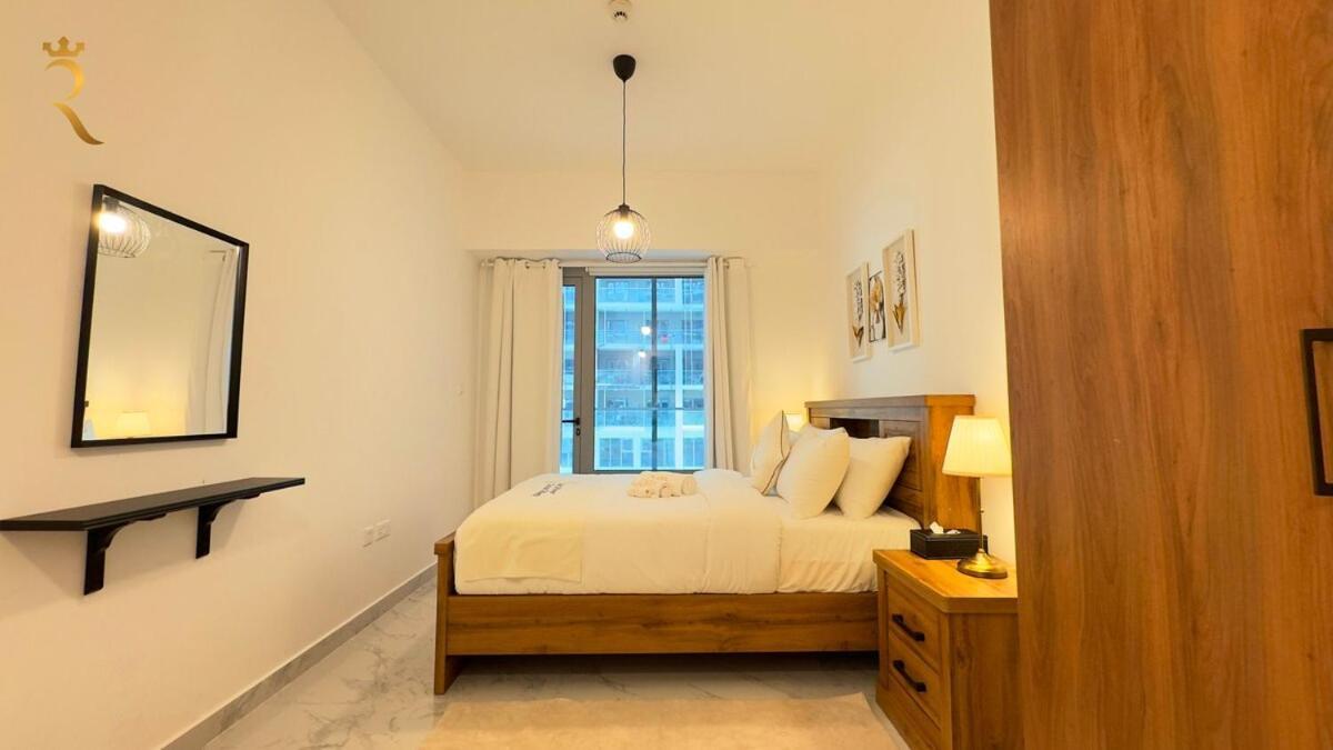 1br Oasis Cozy With Pool And 10 Min To Airport Apartment *